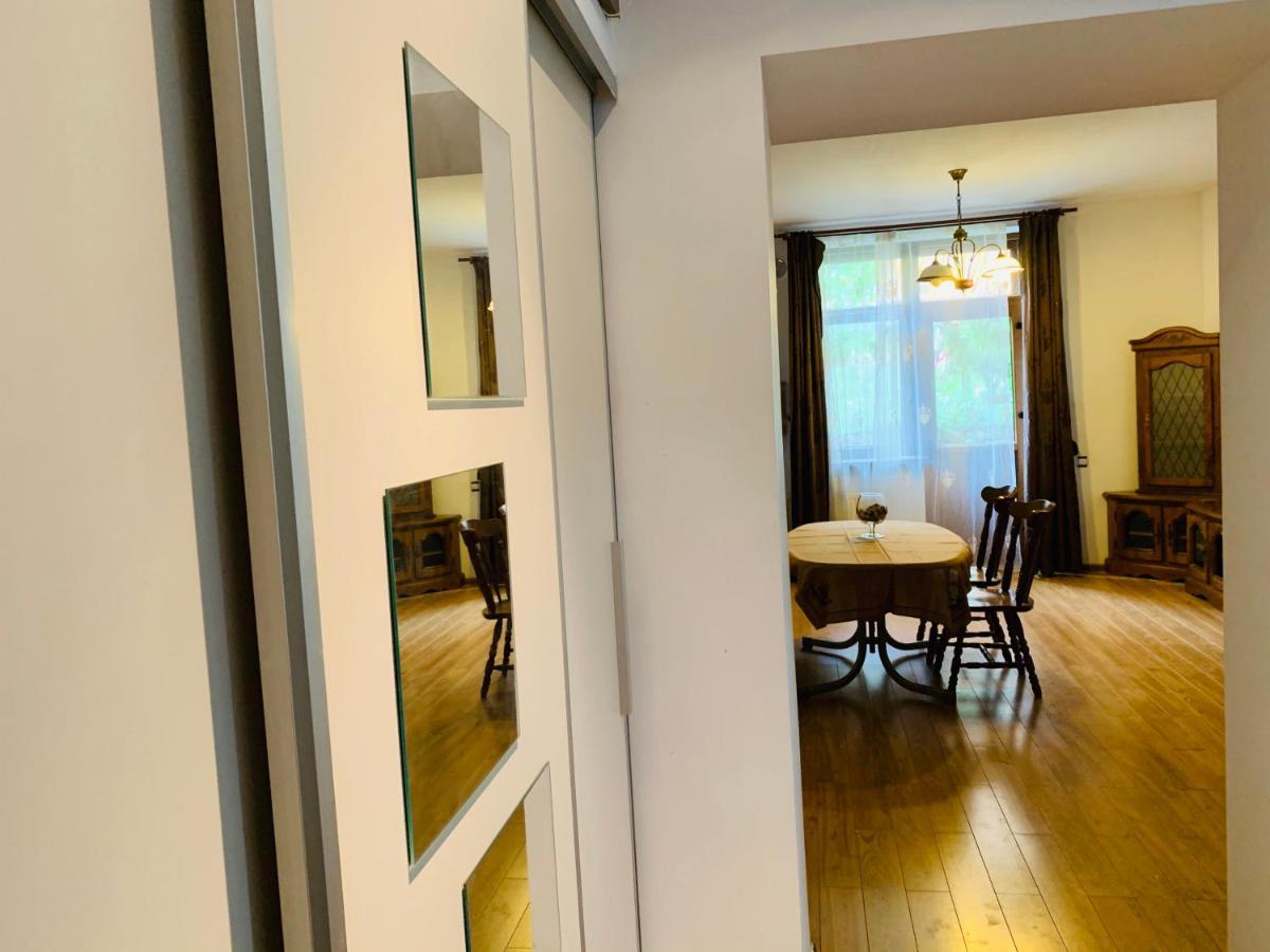 Maan Central Apartment Pet Friendly Location ブラショフ エクステリア 写真
