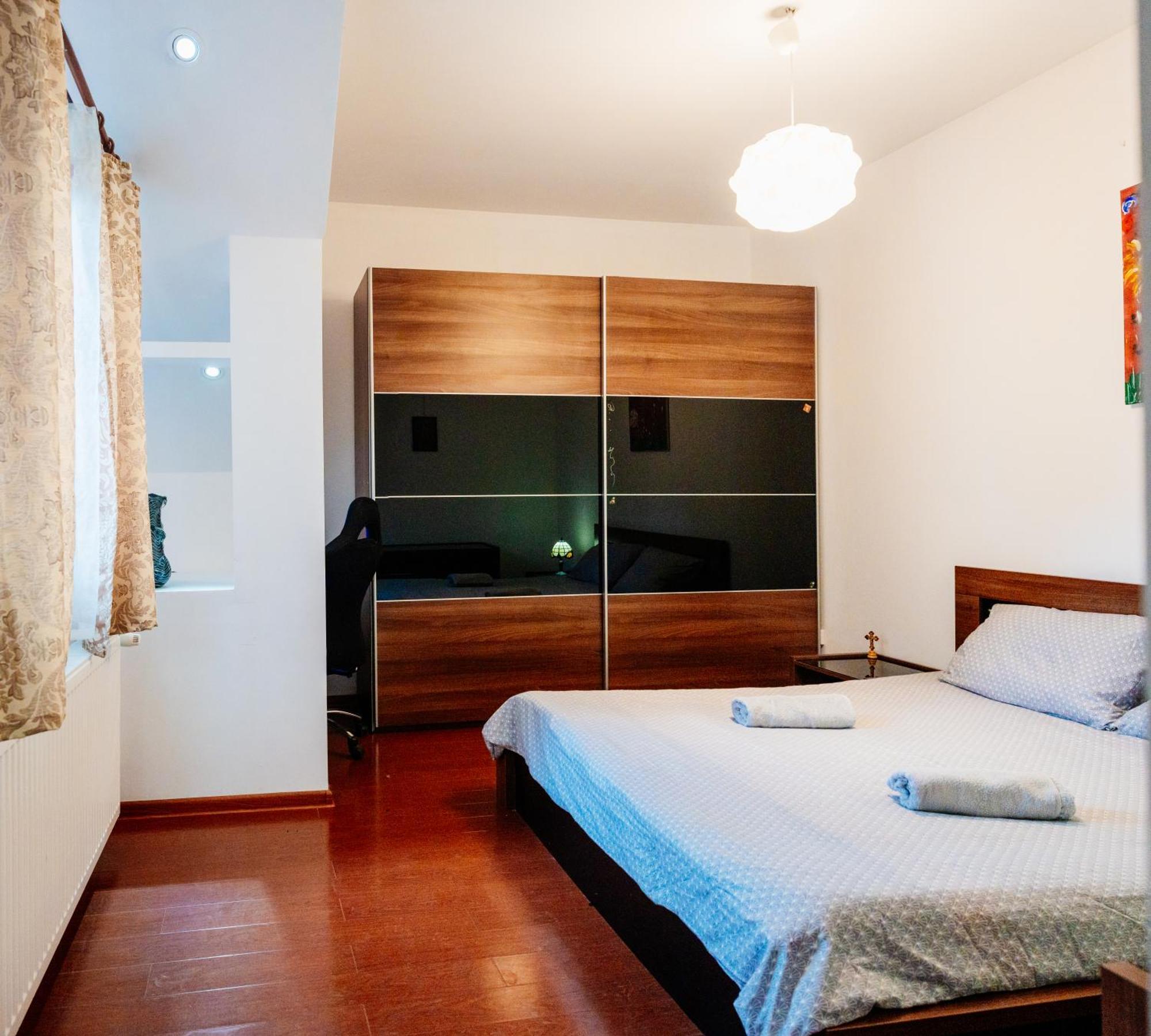 Maan Central Apartment Pet Friendly Location ブラショフ エクステリア 写真