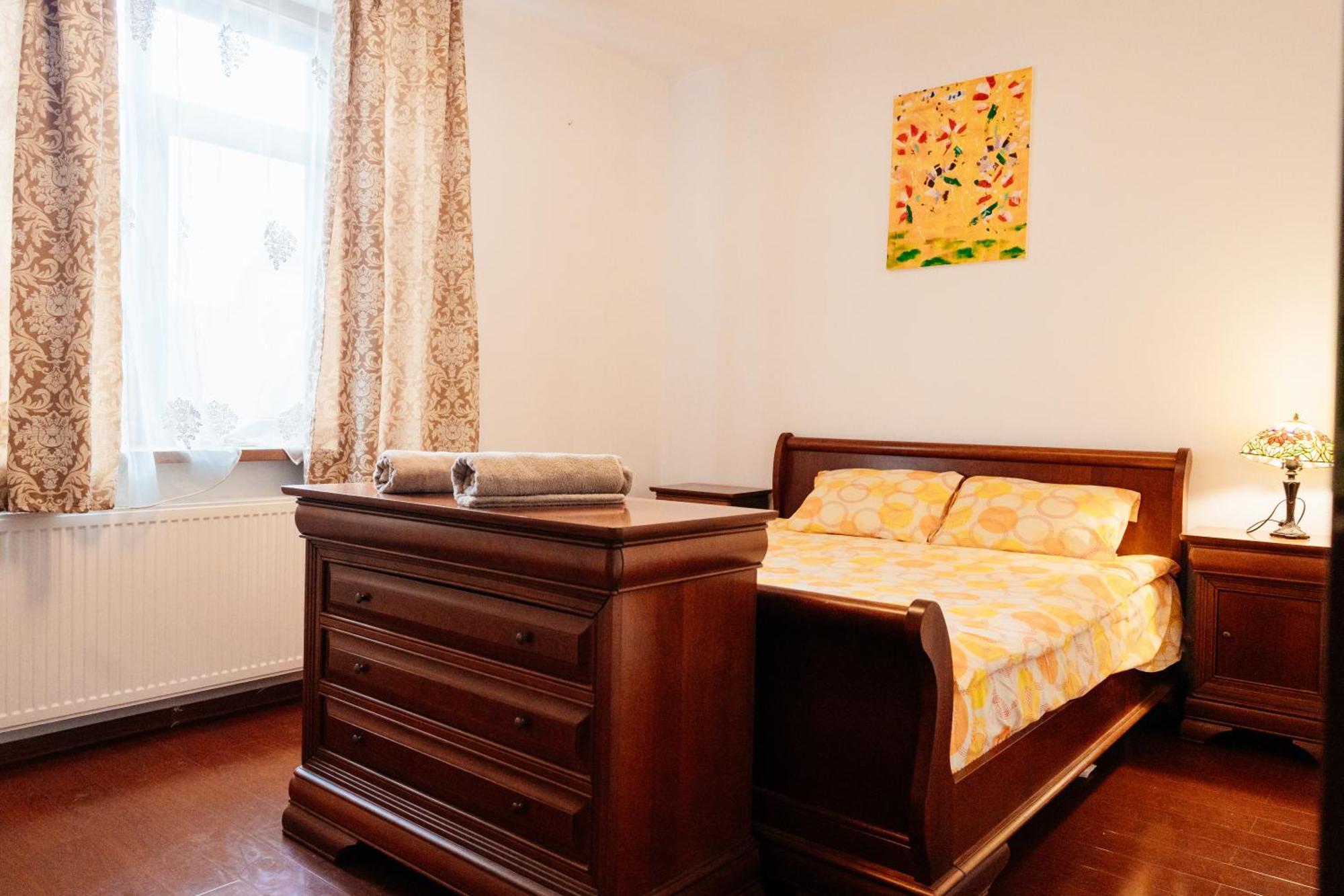 Maan Central Apartment Pet Friendly Location ブラショフ エクステリア 写真