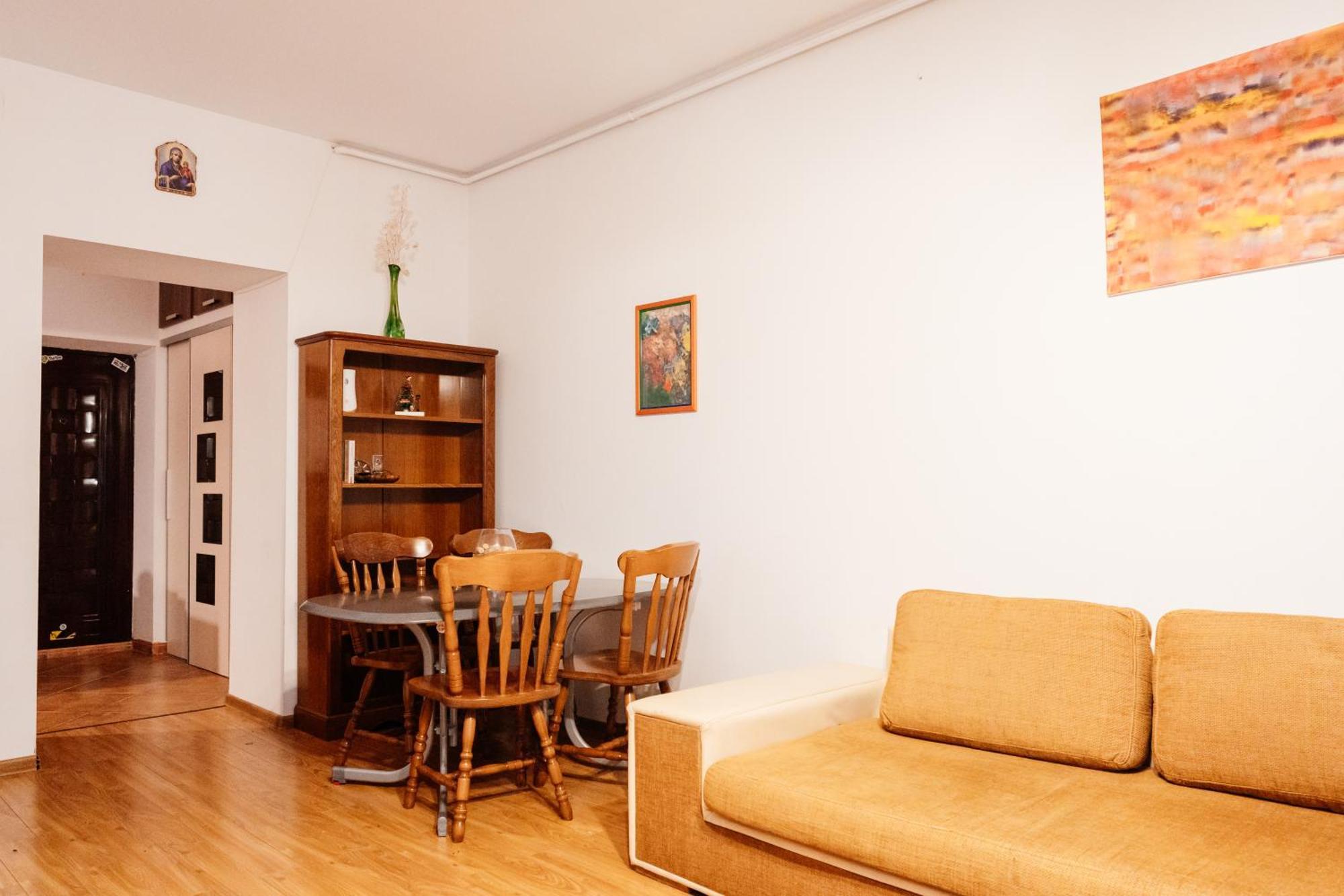 Maan Central Apartment Pet Friendly Location ブラショフ エクステリア 写真