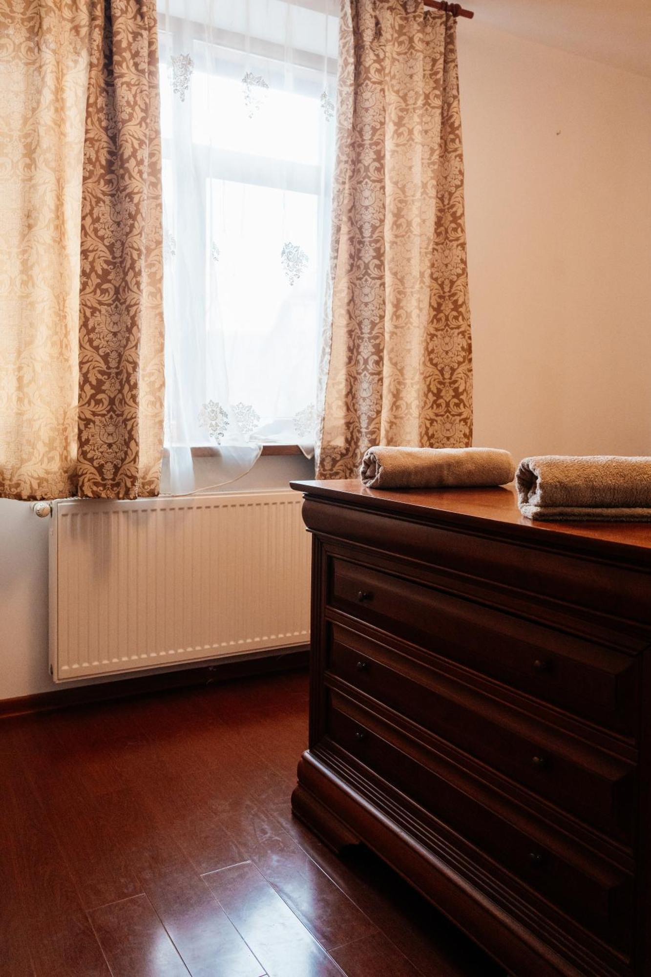 Maan Central Apartment Pet Friendly Location ブラショフ エクステリア 写真