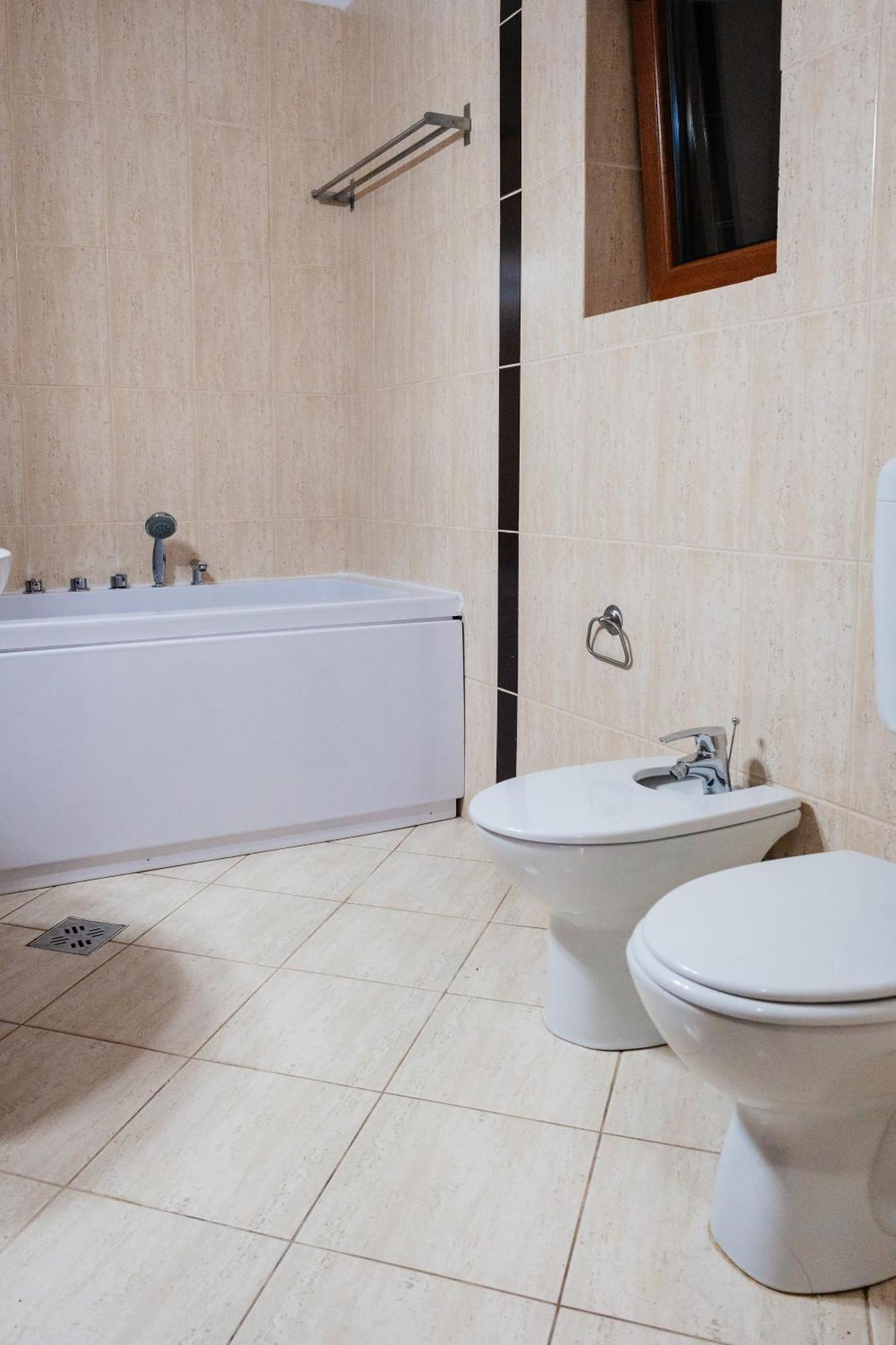 Maan Central Apartment Pet Friendly Location ブラショフ エクステリア 写真